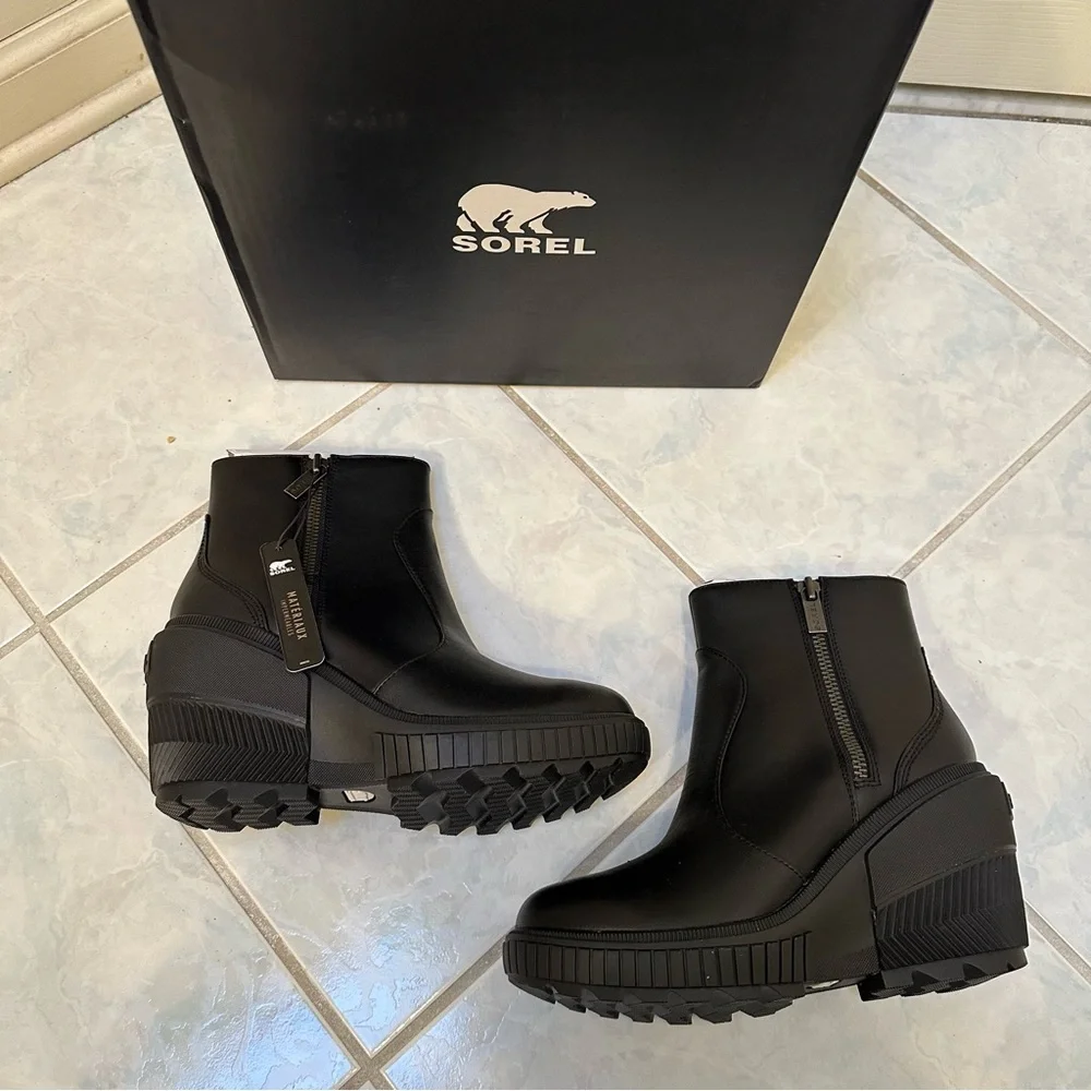 NWT Sorel ONA Ave Wedge Leather Ankle Boot Size 8.5